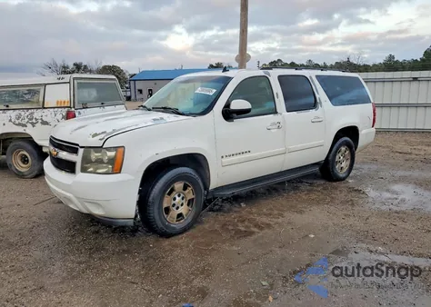 2007 Chevrolet Suburban C1500 z USA, uszkodzony, nr VIN 1GNFC16J77J189331
